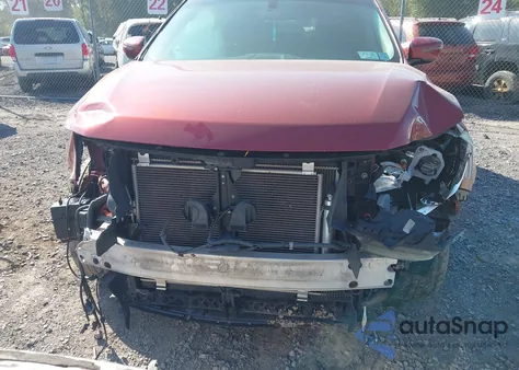 2017 Nissan Pathfinder S/Sv/Sl/Platinum z USA, uszkodzony, nr VIN 5N1DR2MM6HC666981